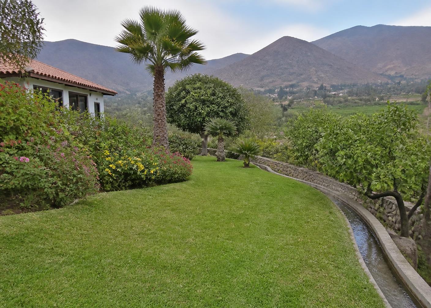 Jardines amplios