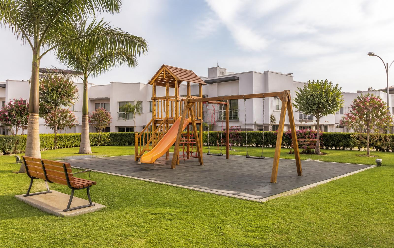 Área de juegos infantiles del condominio Isla Bonita